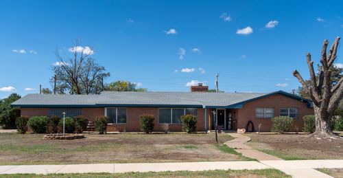 820 W Missouri St, Floydada, TX, 79235-2508 | Card Image