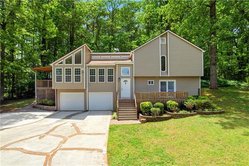 2383 Black Oak Dr, Marietta, GA, 30066-5115 | Card Image