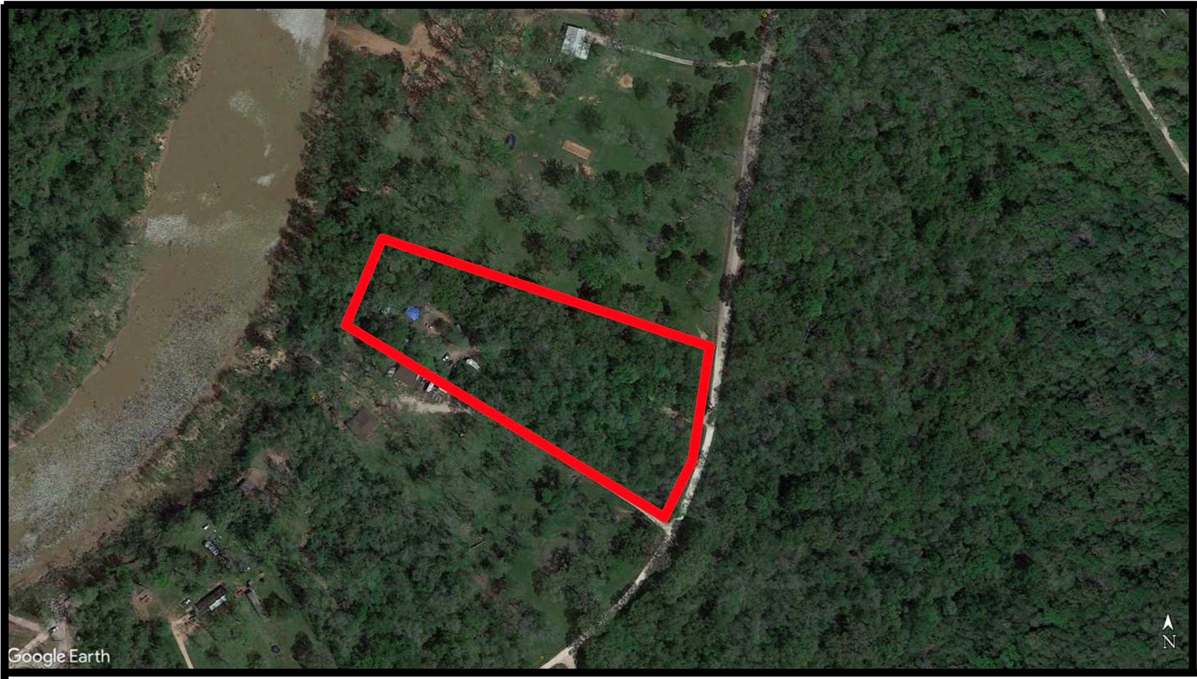 Land in Angleton