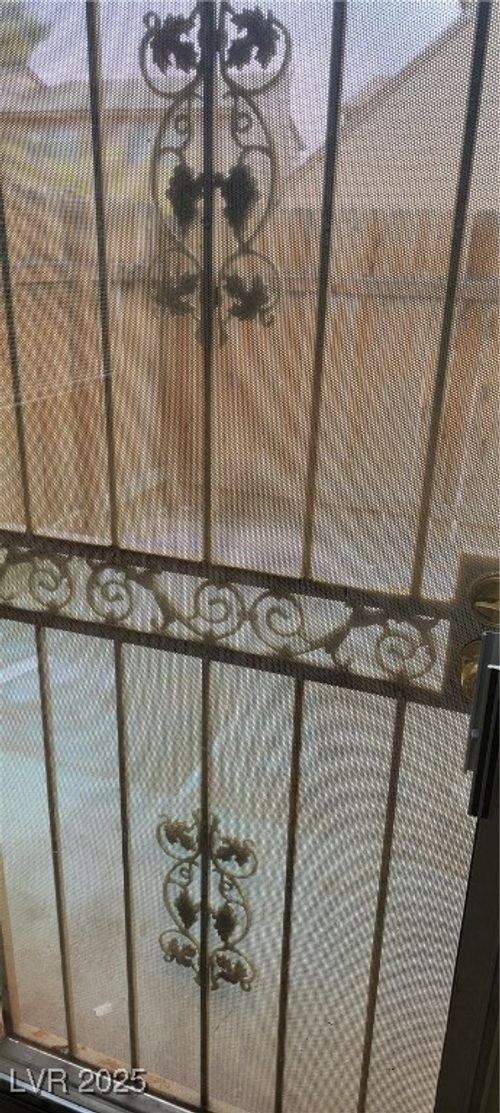 apt-d-5156 Golden Ln, Las Vegas, NV, 89119-1776 | Card Image