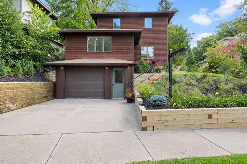 2334 Doswell Ave, Saint Paul, MN, 55108-1631 | Card Image