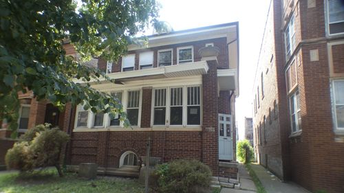 7916 S Elizabeth St, Chicago, IL, 60620-3824 | Card Image