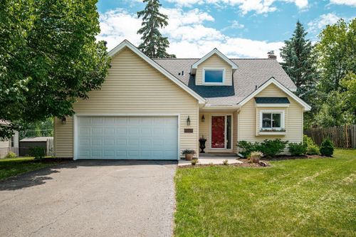 16391 Adret Ct, Eden Prairie, MN, 55346-2333 | Card Image