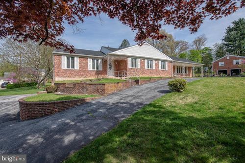 1000 Beech Rd, WALLINGFORD, PA, 19086-7228 | Card Image