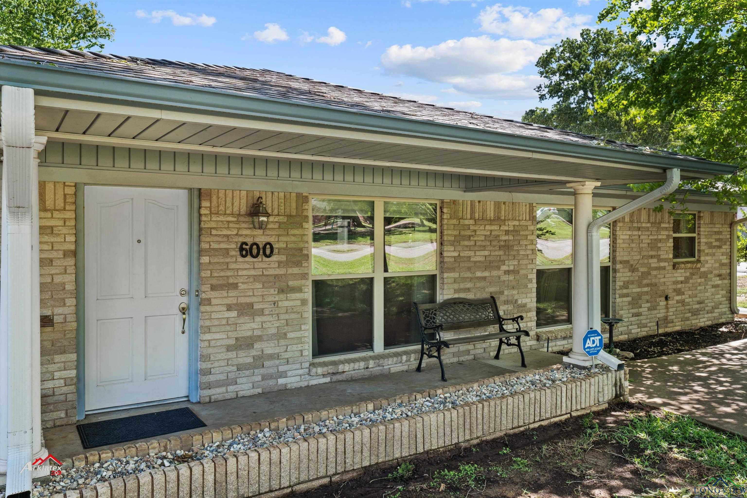Edgewood Rd, Kilgore, TX 75662