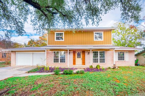 127 Dartmoor St, San Antonio, TX, 78227-4304 | Card Image