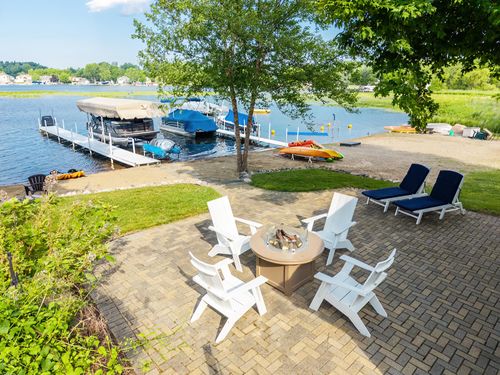321 Kope Kon Pt, Coldwater, MI, 49036-8017 | Card Image