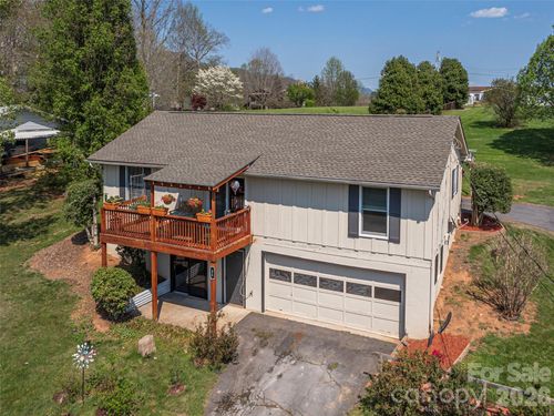 86 Hideaway Ln, Waynesville, NC, 28785-8956 | Card Image