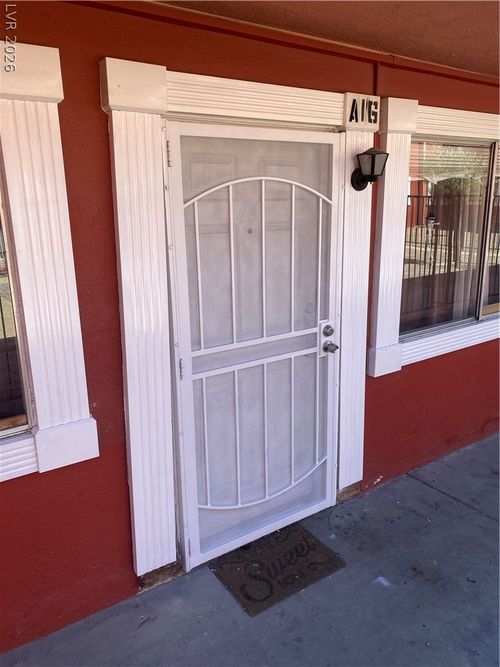 a-16-521 S Maryland Pkwy, Las Vegas, NV, 89101-7237 | Card Image