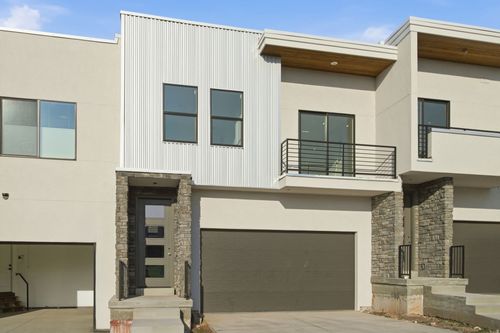 8-189 E 210 N, North Salt Lake, UT, 84054-2466 | Card Image
