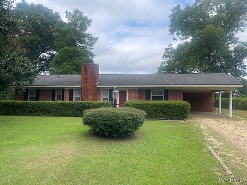 110 Bracelle Dr, Selma, AL, 36701-7207 | Card Image