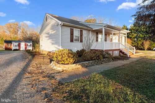 213 Old Howerton Road, TAPPAHANNOCK, VA, 22560 | Card Image