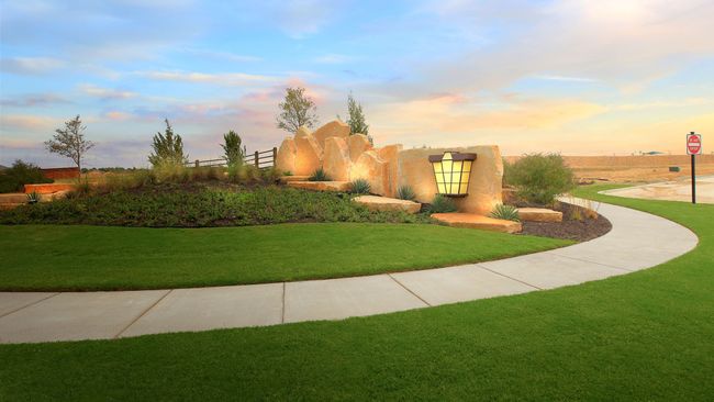 721 Running Iron Trl, House other with 4 bedrooms, 3 bathrooms and null parking in Mansfield TX | Image 6