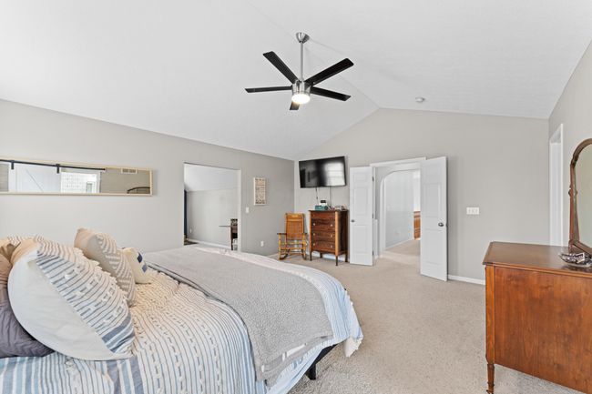 8853 Hickory View St, House other with 5 bedrooms, 3 bathrooms and null parking in Canal Winchester OH | Image 38