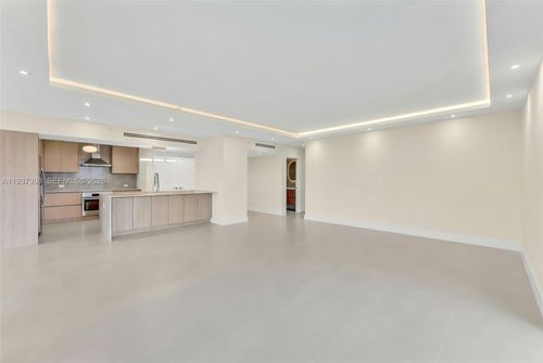 apt-4k-19355 Turnberry Way, Aventura, FL, 33180-2532 | Card Image