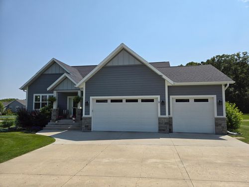 1837 Spruce Grove Trl, Detroit Lakes, MN, 56501-4334 | Card Image