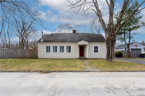 33 Maple Leaf Rd, Glendale, RI, 02826-1655 | Card Image