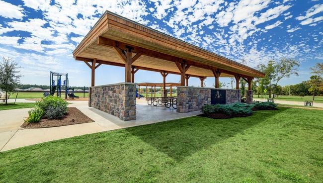 21738 Southern Valley Ln, House other with 4 bedrooms, 2 bathrooms and 2 parking in New Caney TX | Image 25
