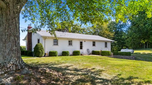 6275 E Mount Eden Rd, Scottsburg, IN, 47170-5304 | Card Image