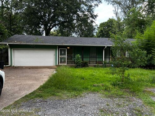 720 Colonial Cir, Jackson, MS, 39211-3208 | Card Image