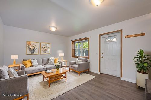 3504 Laredo Dr, Bozeman, MT, 59718-1942 | Card Image