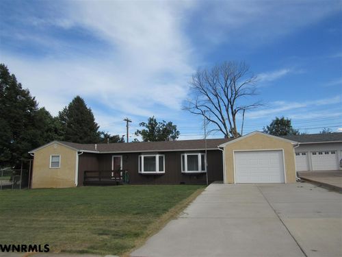 108 Terry Blvd, Gering, NE, 69341-1625 | Card Image