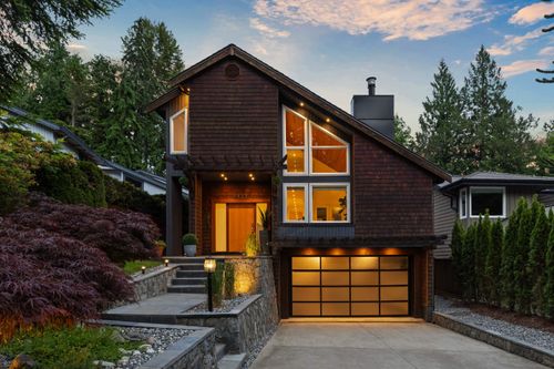5522 Deerhorn Lane, North Vancouver, BC, V7R4S6 | Card Image