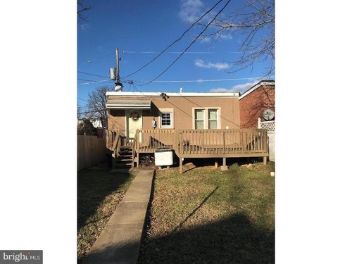 rear-unit-555 Chestnut St, WEST READING, PA, 19611-1405 | Card Image