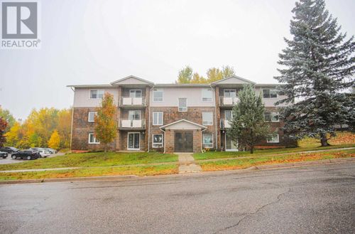206 Breton Rd, Sault Ste. Marie, ON, P6B1B1 | Card Image