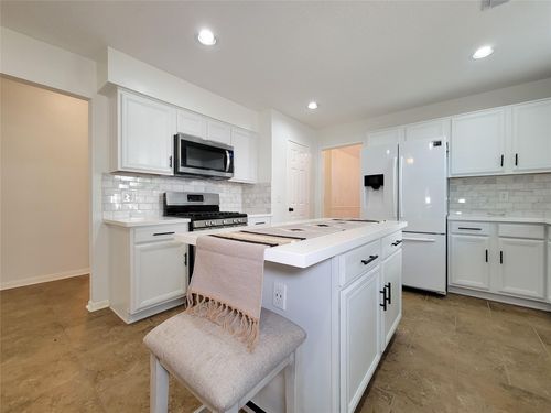 5810 Forest Land Dr, Houston, TX, 77084-6736 | Card Image