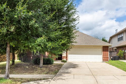 9701 Sinclair St, Fort Worth, TX, 76244-5889 | Card Image