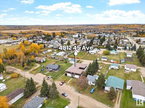 4812 45 Ave, Evansburg, AB, T0E | Card Image