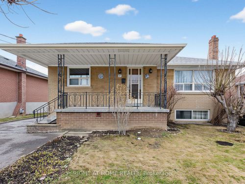 47 Gracefield Ave, North York, ON, M6L1L2 | Card Image