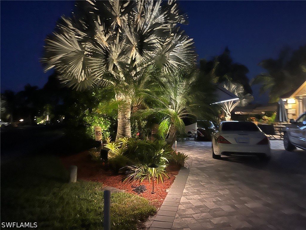 Land in Naples 3