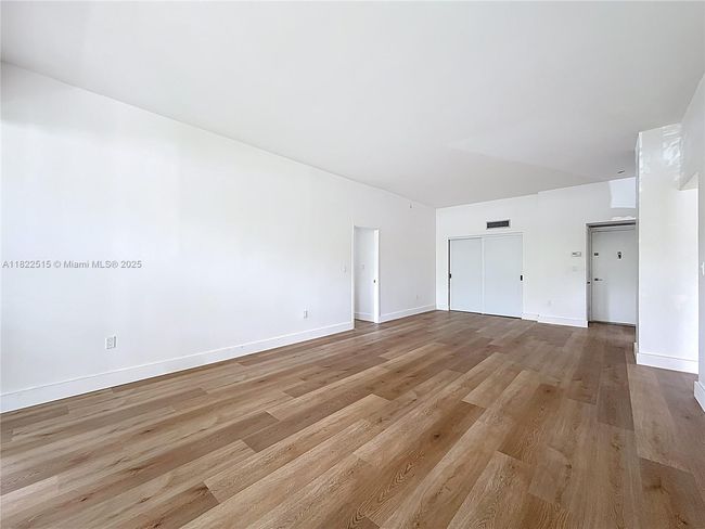 APT-126 - 3731 N Country Club Dr, Condo with 2 bedrooms, 2 bathrooms and null parking in Aventura FL | Image 10