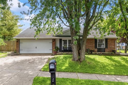 150 Dana Ave, Wilmington, OH, 45177-1071 | Card Image