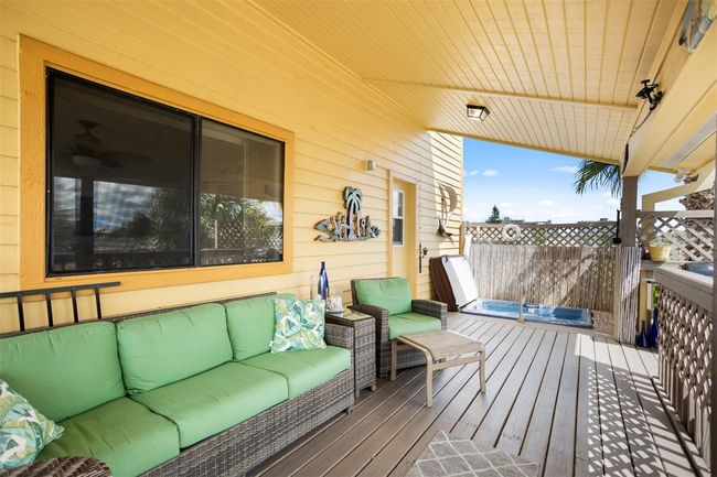 REAR PORCH | Image 37