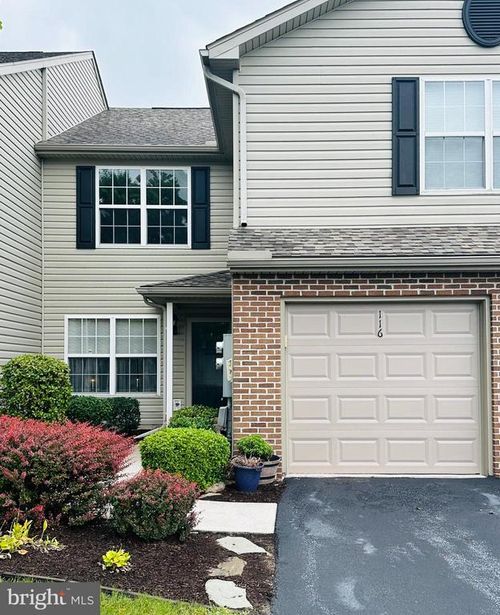 116 Hawk Ct, HUMMELSTOWN, PA, 17036-8862 | Card Image