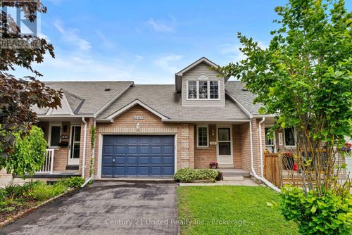 2438 Woodglade Boulevard, Peterborough (Monaghan Ward 2), ON, K9K2K9 | Card Image