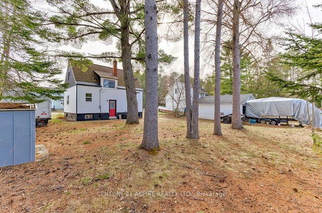43 Glendale Ave, House other with 3 bedrooms, 2 bathrooms and 2 parking in Deep River ON | Image 39