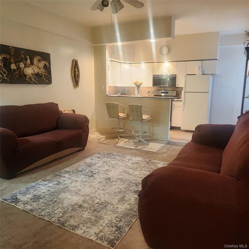 apt-d203-160 Powells Cove Blvd, Beechhurst, NY, 11357-1310 | Card Image