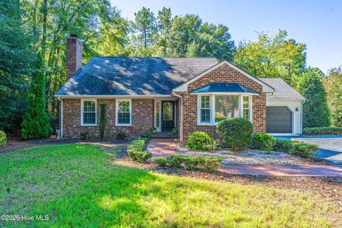 179 Thorne Rd, Pinehurst, NC, 28374-6940 | Card Image