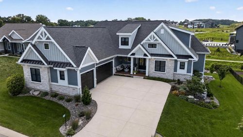 5009 Cranberry Blossom Ct, Middleton, WI, 53597-8847 | Card Image