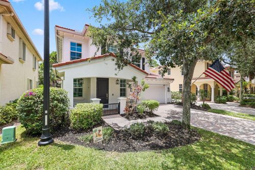 461 Pumpkin Dr, Palm Beach Gardens, FL, 33410-1544 | Card Image