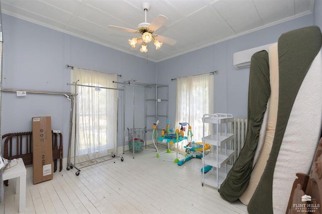 211 W Prescott Ave, House other with 6 bedrooms, 3 bathrooms and null parking in Salina KS | Image 73
