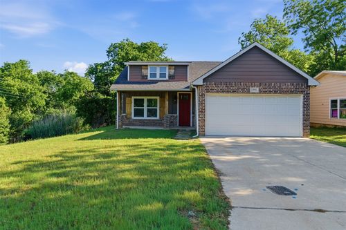 1731 W Elm St, Denison, TX, 75020-1730 | Card Image