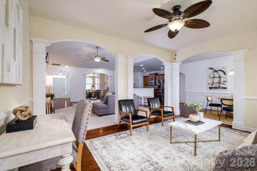 8928 Carneros Creek Rd, Charlotte, NC, 28214-2287 | Card Image