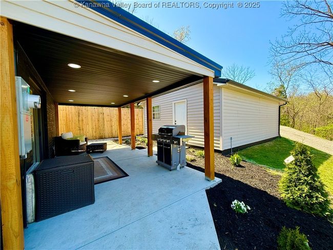 219 Westmoreland Dr, House other with 4 bedrooms, 3 bathrooms and null parking in Dunbar WV | Image 32