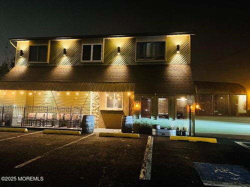 605 Long Beach Blvd, Ship Bottom, NJ, 08008-4640 | Card Image