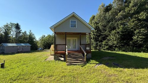 89 Maple Hill Rd, Derby Line, VT, 05830-8977 | Card Image
